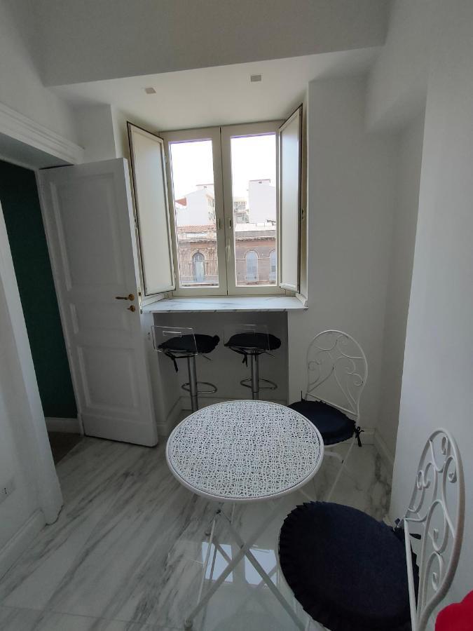 Finestre In Piazza Apartment Catania Exterior photo